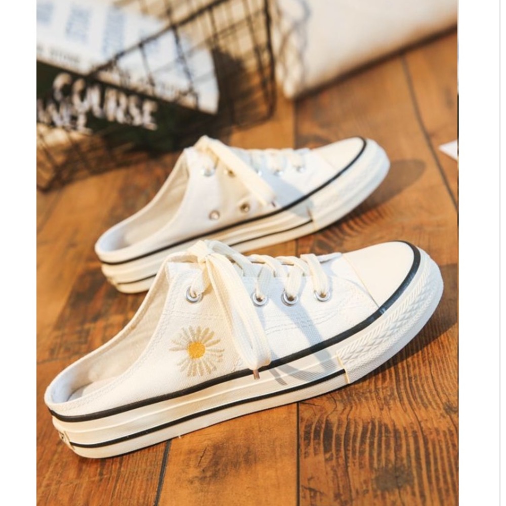 Daisy Mule Slip on Sneakers, Converse Style